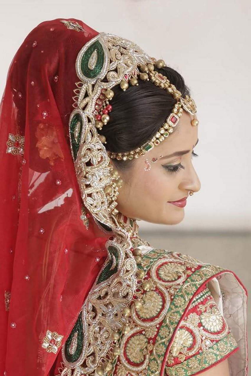 Beautiful Indian Bridal Hairstyles for Long Hair